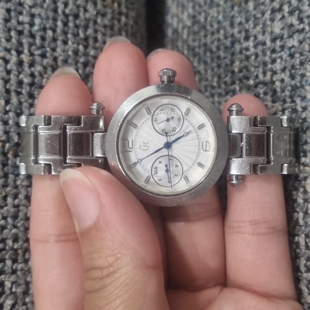 GUESS Collection Lady Stainless Steel Watch (GC21000)